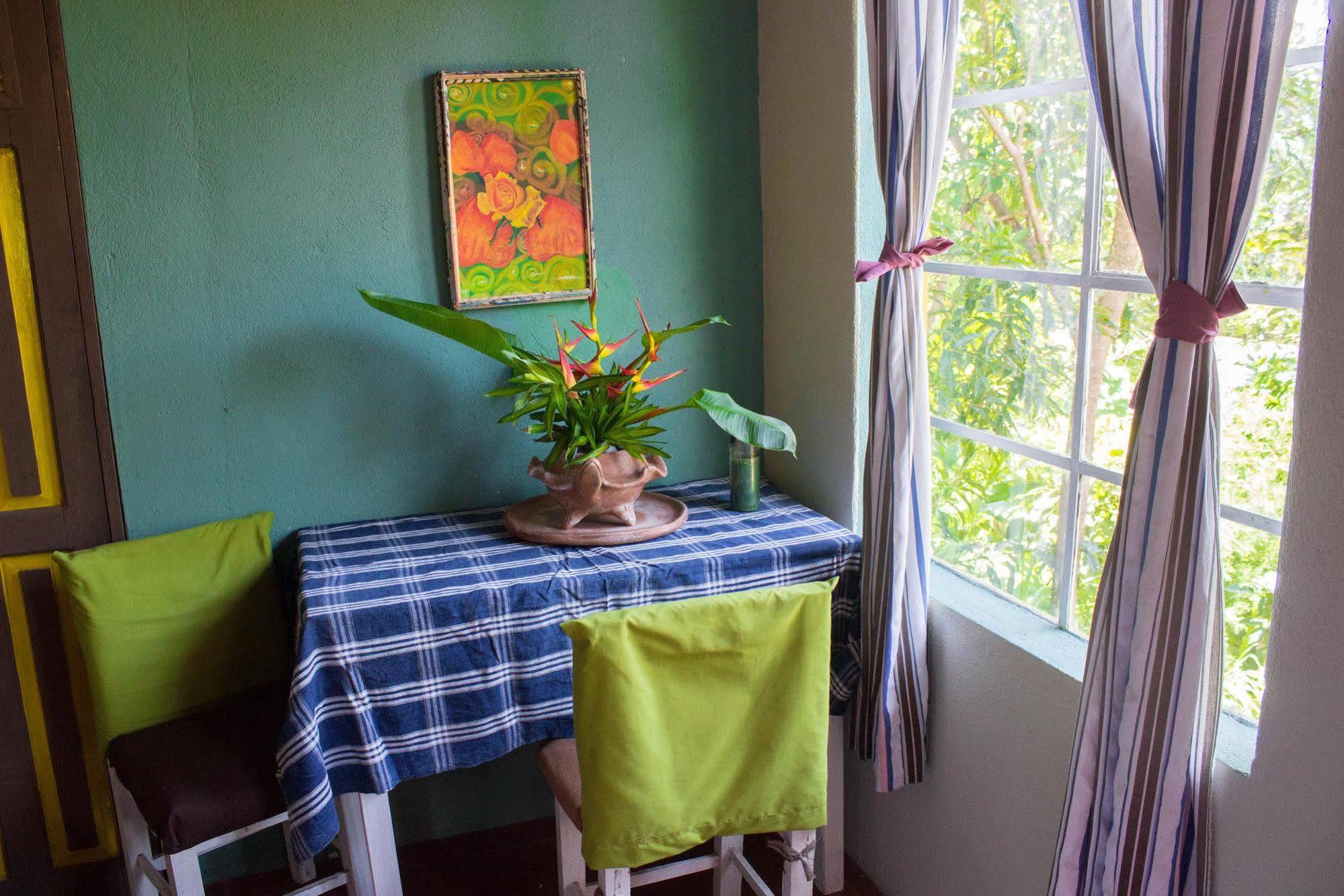 Hotel Y Restaurante La Casa Rosa ซานตาครูซลาลากูนา ภายนอก รูปภาพ