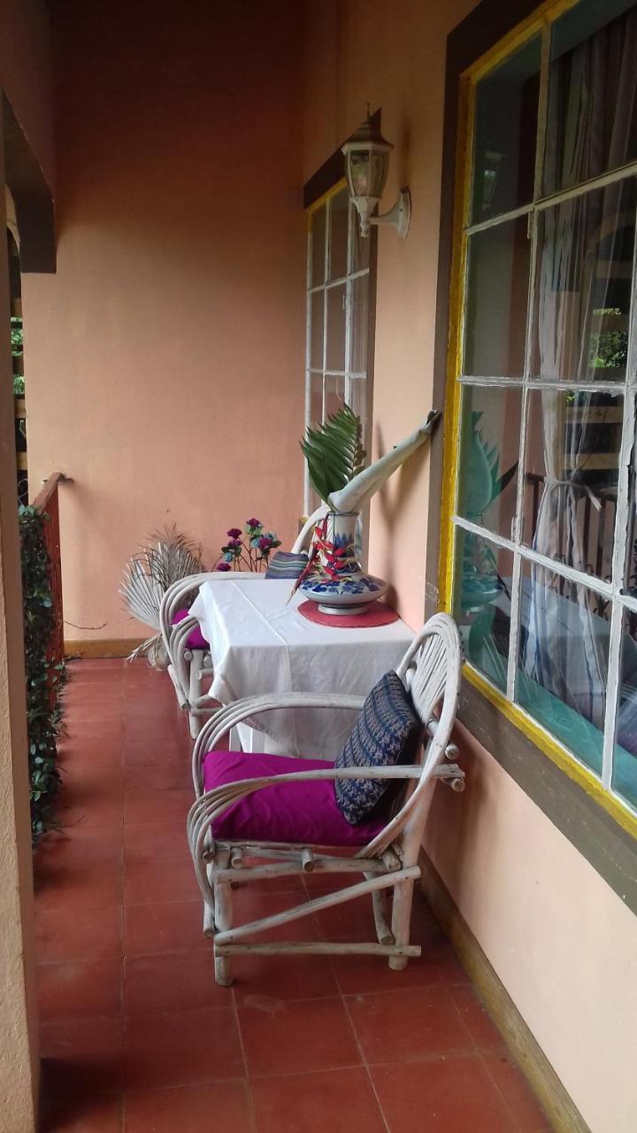 Hotel Y Restaurante La Casa Rosa ซานตาครูซลาลากูนา ภายนอก รูปภาพ